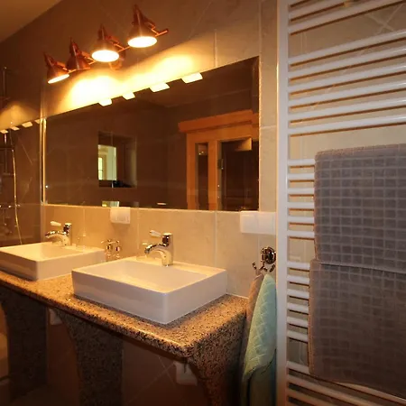 Haus Laerchegg Wellness Apartment *